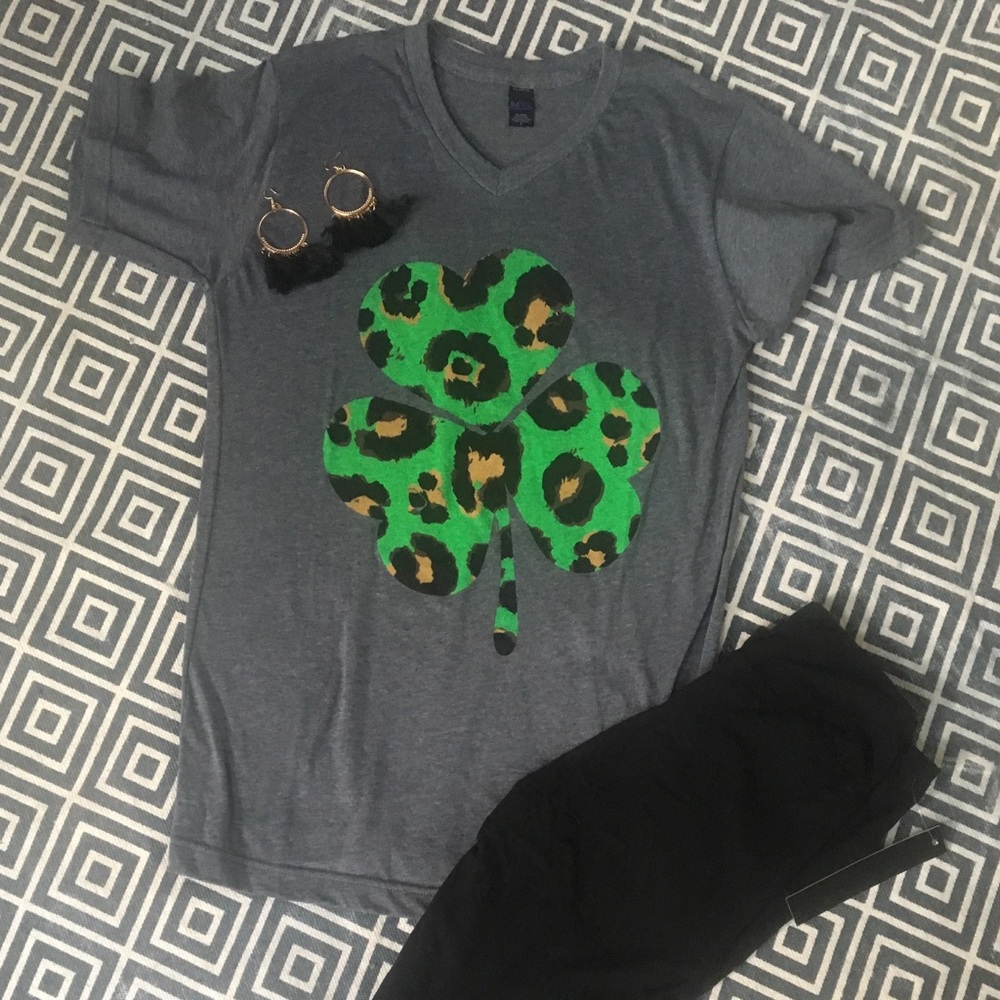 St. Patty’s day t shirt! So cute 😍
